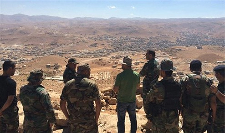 Ejército de Líbano domina las colinas en Ras Baalbek